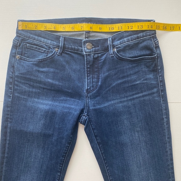 Driftwood Audrey Straight Leg Medium Wash Denim Jeans Size 27 - Picture 12 of 14